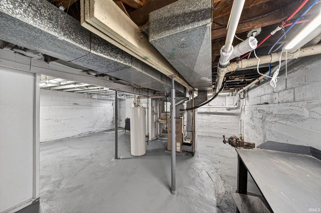 1640 E Bowman Street, South Bend, IN 46613