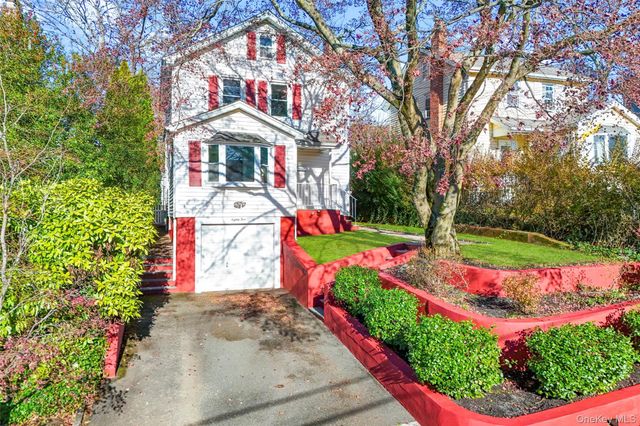 85 Lakeview Avenue, Scarsdale, NY 10583