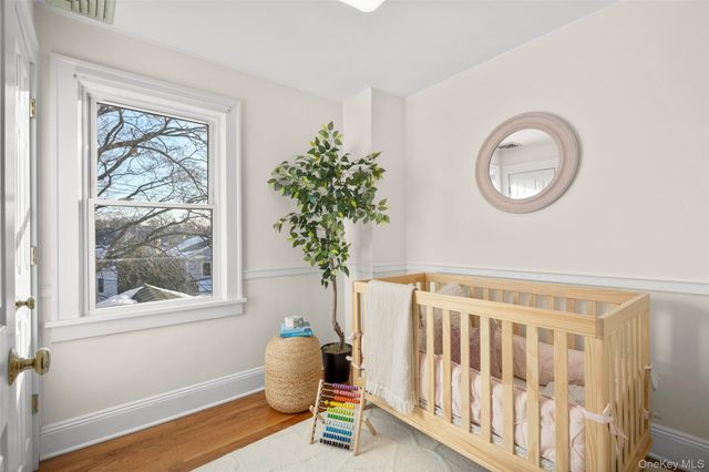 85 Lakeview Avenue, Scarsdale, NY 10583