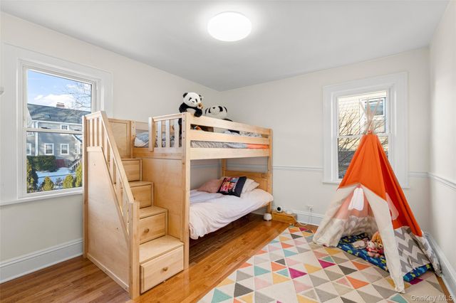 85 Lakeview Avenue, Scarsdale, NY 10583