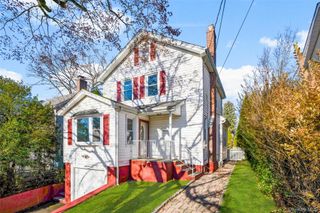 85 Lakeview Avenue, Scarsdale, NY 10583