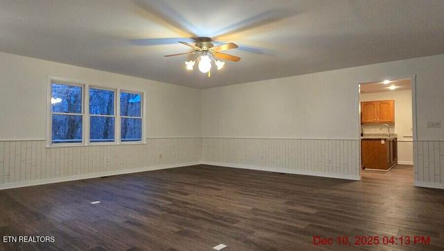 416 Walker Hollow Drive, Monterey, TN 38574