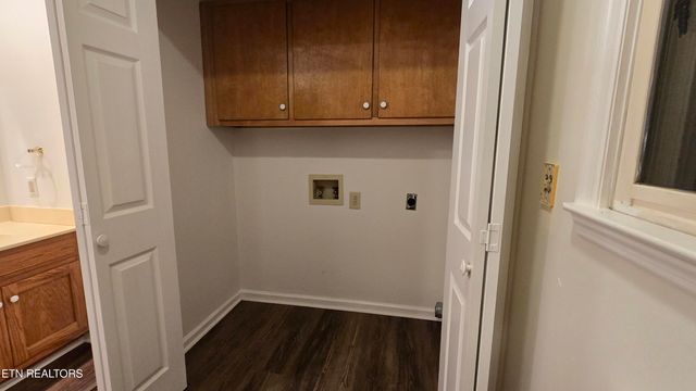 416 Walker Hollow Drive, Monterey, TN 38574