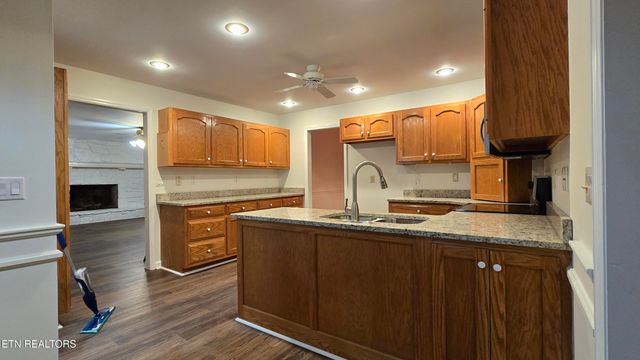 416 Walker Hollow Drive, Monterey, TN 38574