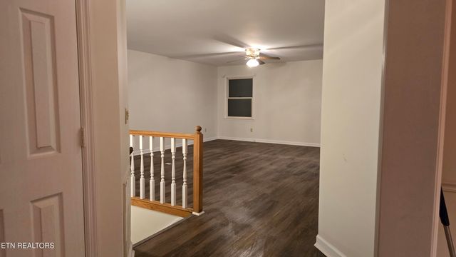 416 Walker Hollow Drive, Monterey, TN 38574