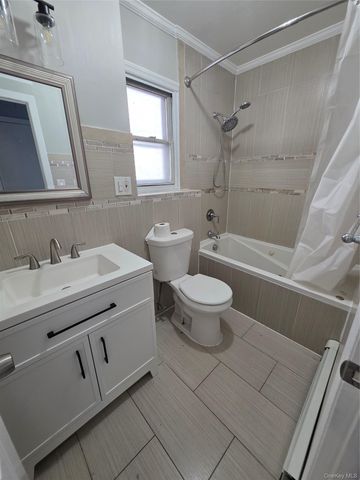 32-23 Plunkett Avenue 1, Far Rockaway, NY 11691
