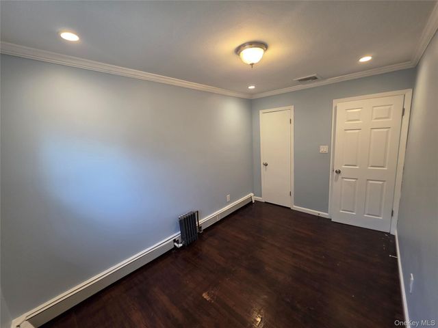 32-23 Plunkett Avenue 1, Far Rockaway, NY 11691