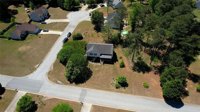 605 Dakota Street, Bethlehem, GA 30620