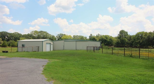 446 Vz County Road 4108, Canton, TX 75103