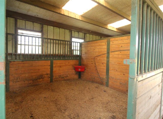 446 Vz County Road 4108, Canton, TX 75103