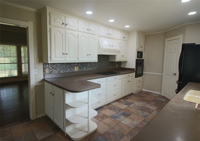 446 Vz County Road 4108, Canton, TX 75103