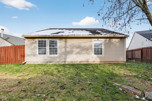 9524 Charter Drive, Indianapolis, IN 46250