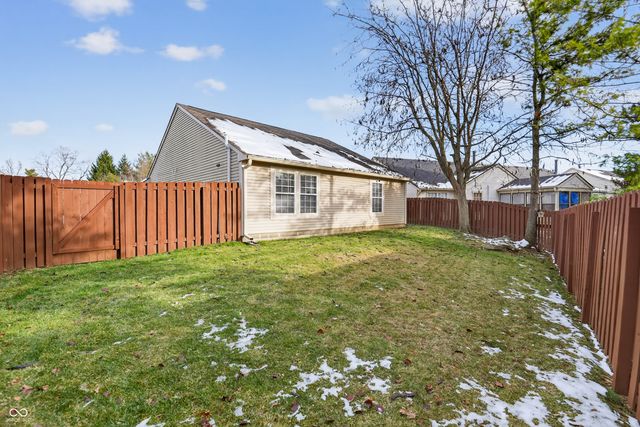 9524 Charter Drive, Indianapolis, IN 46250