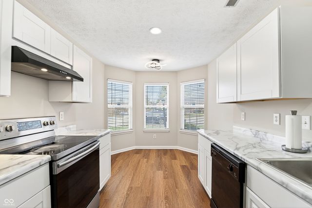 9524 Charter Drive, Indianapolis, IN 46250