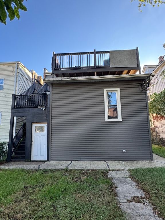 7940 S Brandon Avenue, Chicago, IL 60617 — photo 2