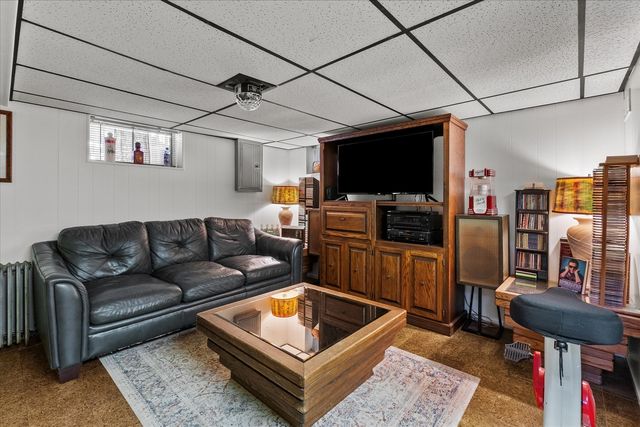 3442 W 84th Street, Chicago, IL 60652