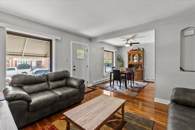 3442 W 84th Street, Chicago, IL 60652