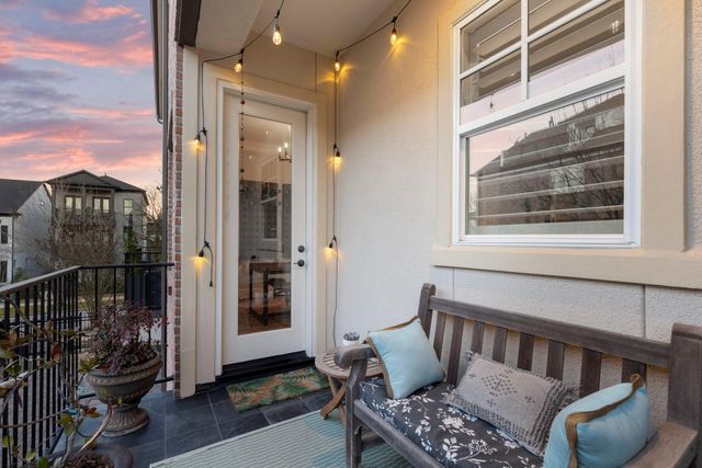 6 History Row, The Woodlands, TX 77380