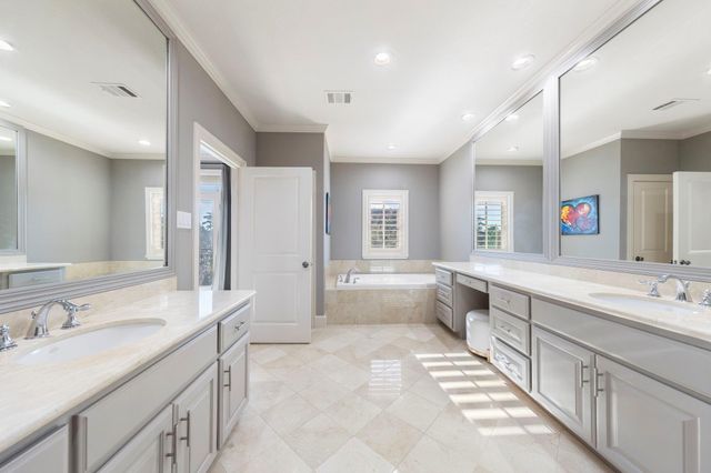 6 History Row, The Woodlands, TX 77380