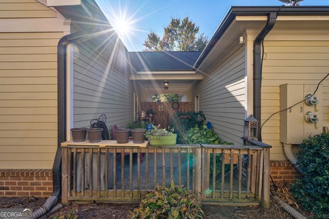 1021 Bedford Trail, Bogart, GA 30622