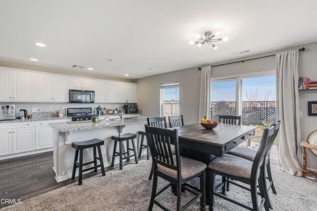 37530 Henna Lane, Palmdale, CA 93551