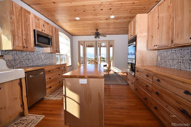 7033 County Road 328, Westcliffe, CO 81252