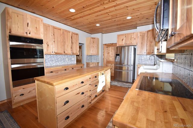 7033 County Road 328, Westcliffe, CO 81252