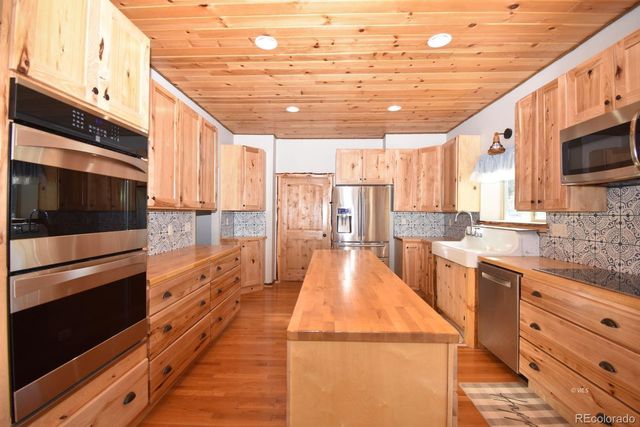 7033 County Road 328, Westcliffe, CO 81252