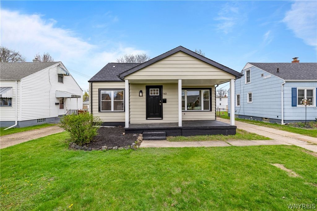 142 East Grand Boulevard, Cheektowaga, NY 14225