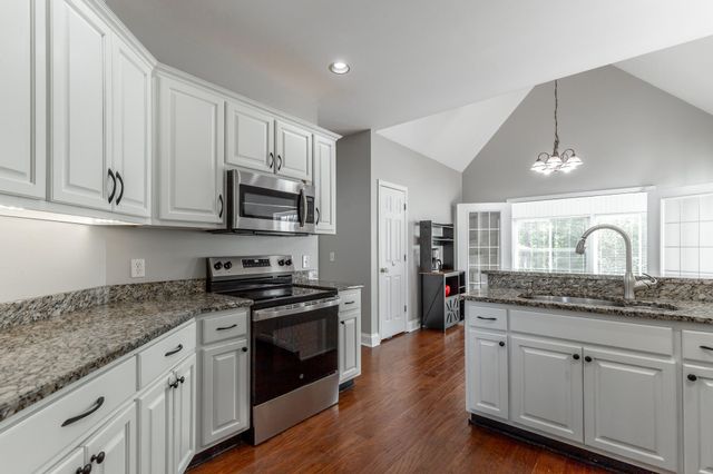 2008 Paris Metz Road, Chattanooga, TN 37421