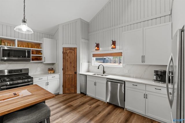 36 Randles Road, Grant, AL 35747