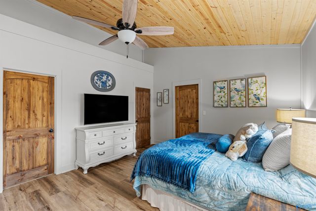 36 Randles Road, Grant, AL 35747