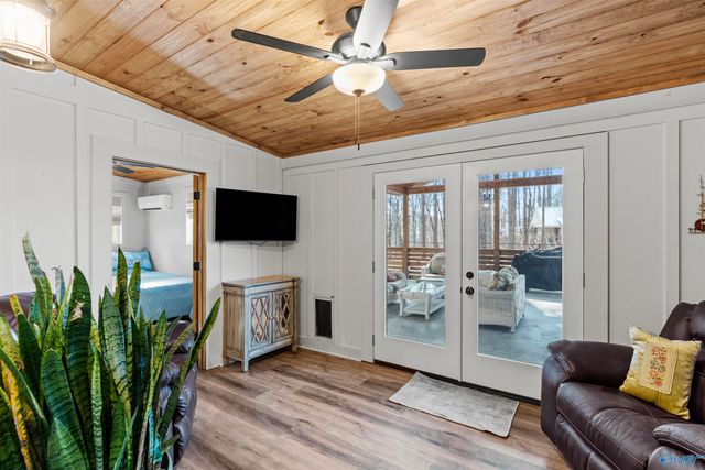 36 Randles Road, Grant, AL 35747