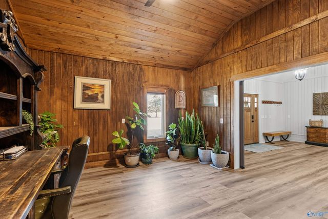 36 Randles Road, Grant, AL 35747