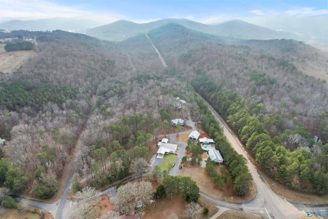 36 Randles Road, Grant, AL 35747