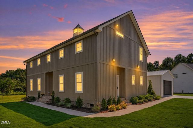21 Loralye Lane, Zebulon, NC 27597