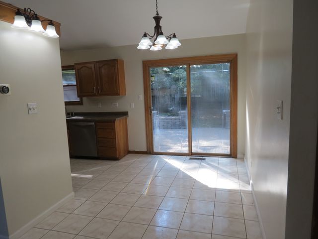 274 E 34th Street, Steger, IL 60475