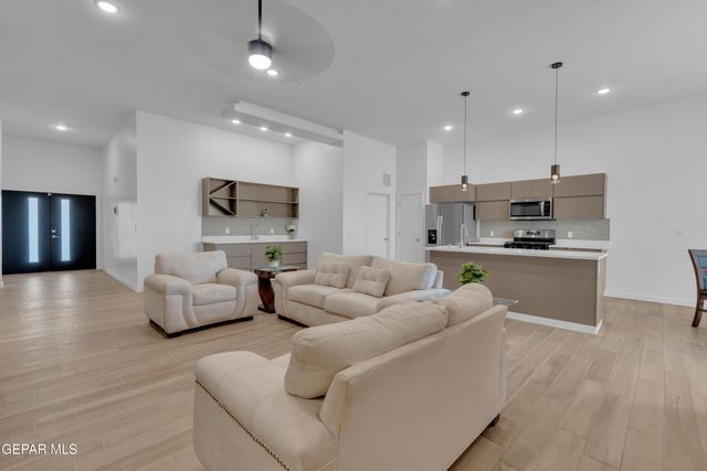 12713 Captain Claudia Court, El Paso, TX 79928