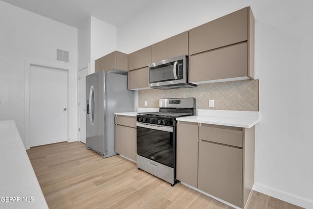 12713 Captain Claudia Court, El Paso, TX 79928