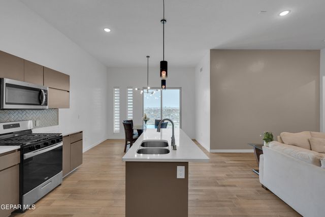 12713 Captain Claudia Court, El Paso, TX 79928