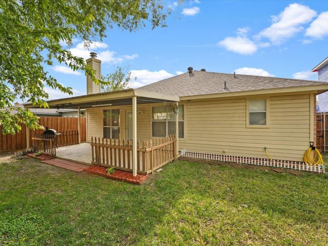 4702 Grovetree Lane, Garland, TX 75043
