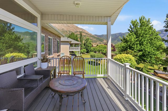869 E 3350 N, North Ogden, UT 84414