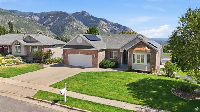 869 E 3350 N, North Ogden, UT 84414