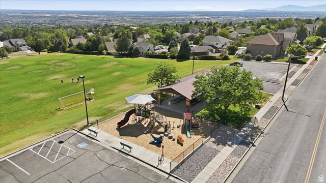 869 E 3350 N, North Ogden, UT 84414