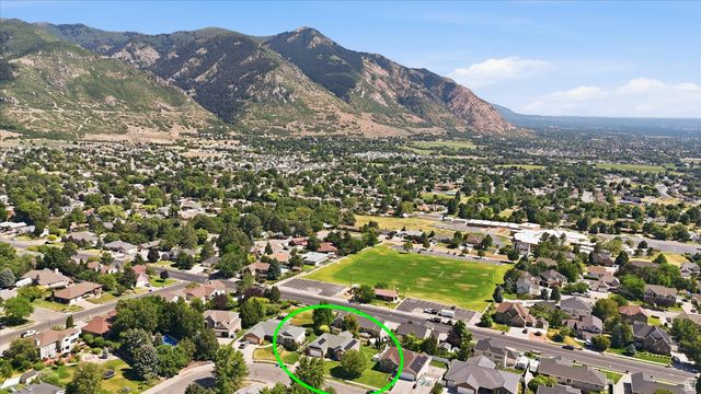 869 E 3350 N, North Ogden, UT 84414