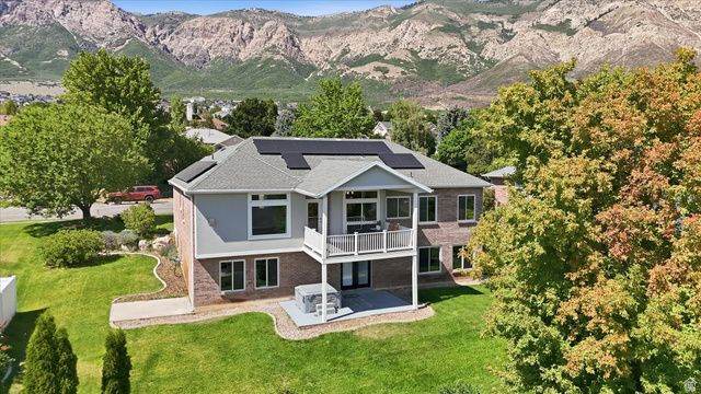 869 E 3350 N, North Ogden, UT 84414
