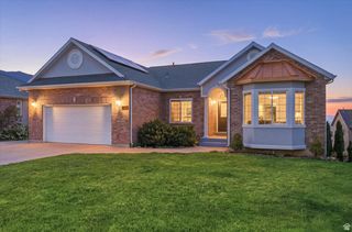 869 E 3350 N, North Ogden, UT 84414