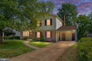 8307 HIGHLAND ST, Manassas, VA 20110