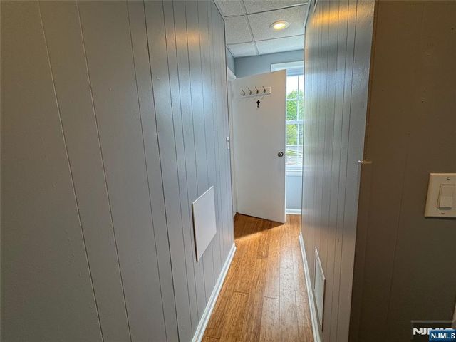196 Rock Road 2A, Glen Rock, NJ 07452
