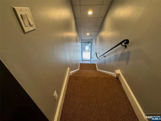 196 Rock Road 2A, Glen Rock, NJ 07452